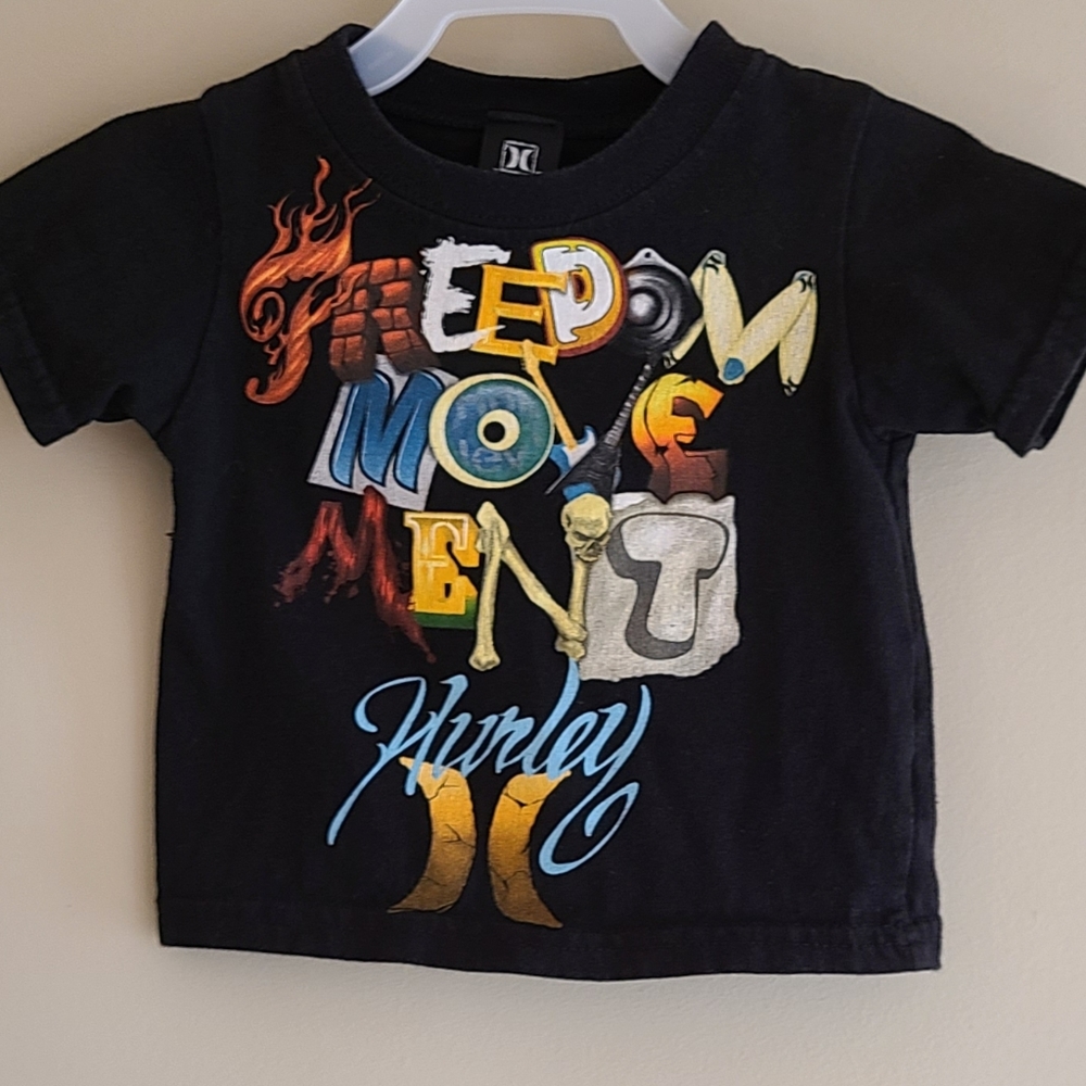 Hurley "Freedom Movement" black short sleeved tee shirt